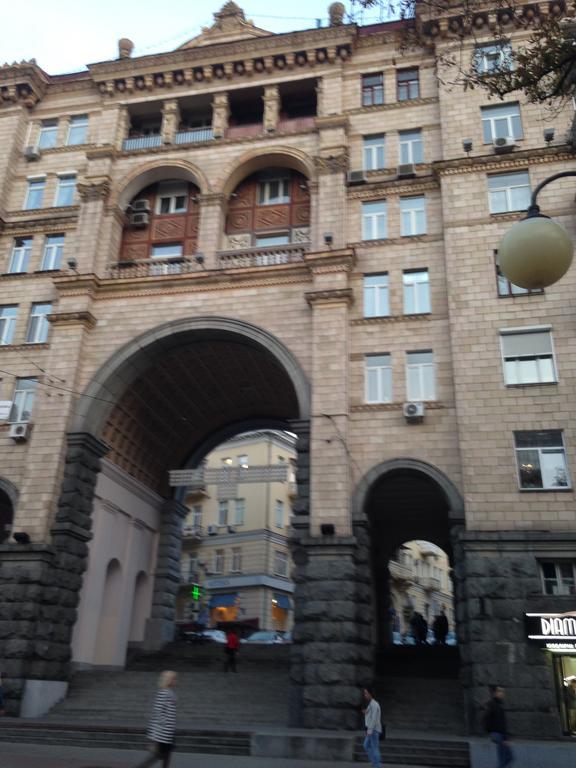 Apartment On Khreshchatyk 21 Kyjev Exteriér fotografie